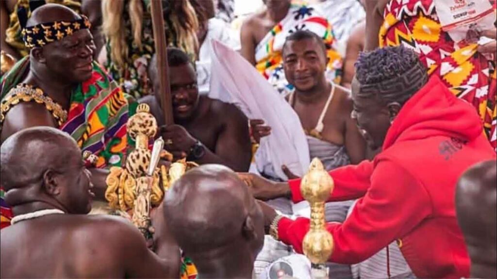 Shatta Wale Shows Humility As He Speaks About The Manhyia Palace