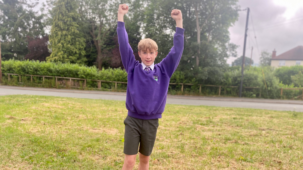 Boy wears skirt to school in protest against a ban on boys wearing shorts Boy wears skirt to school in protest against a ban on boys wearing shorts